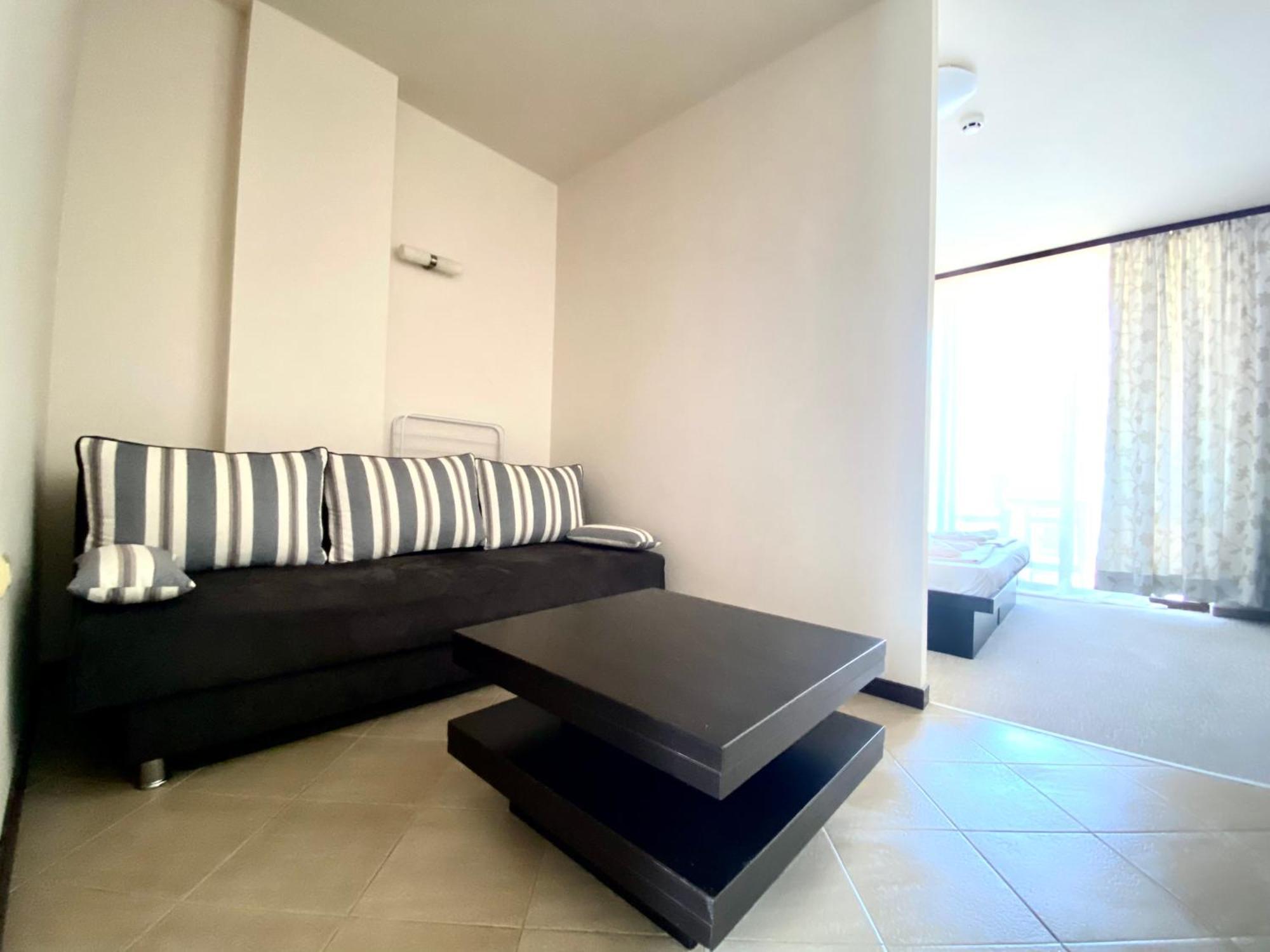 Bratanov Summer Apartment Slantchev Briag Chambre photo